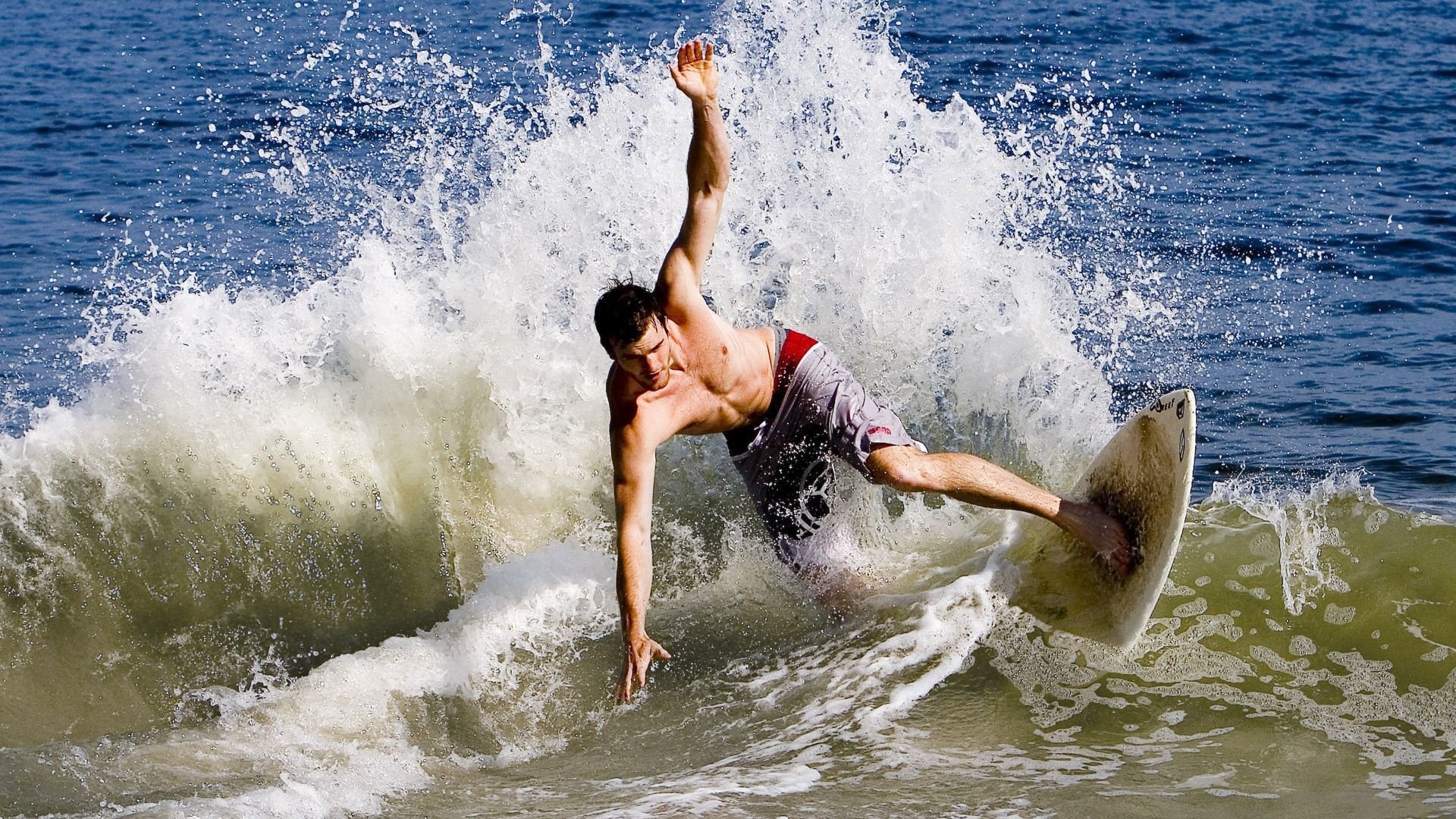 【未来科技】虚拟现实和AI在台球训练中的新应用，虚拟台球4怎么设置语言