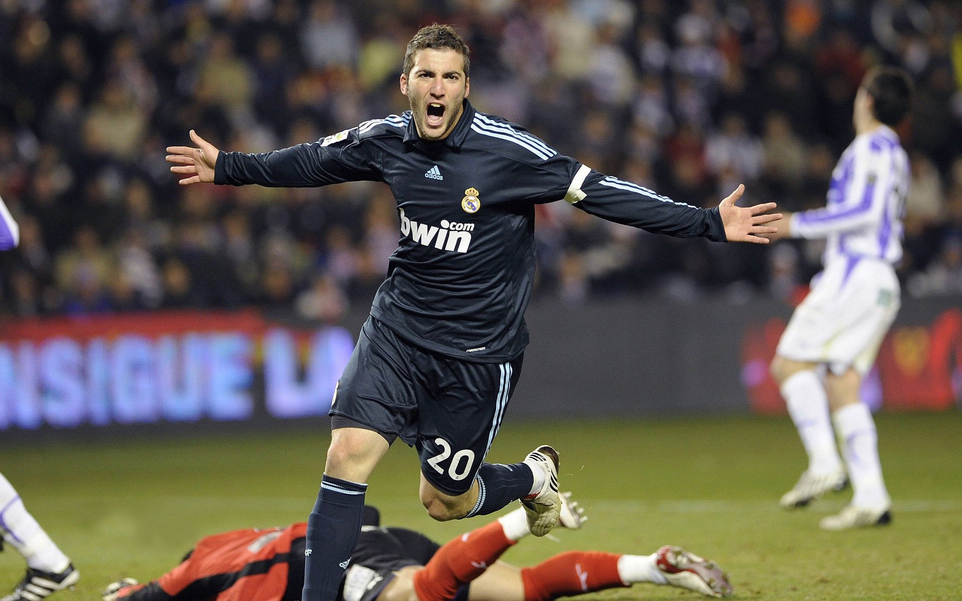 奥娜·巴特列在世界杯中入选最佳阵容