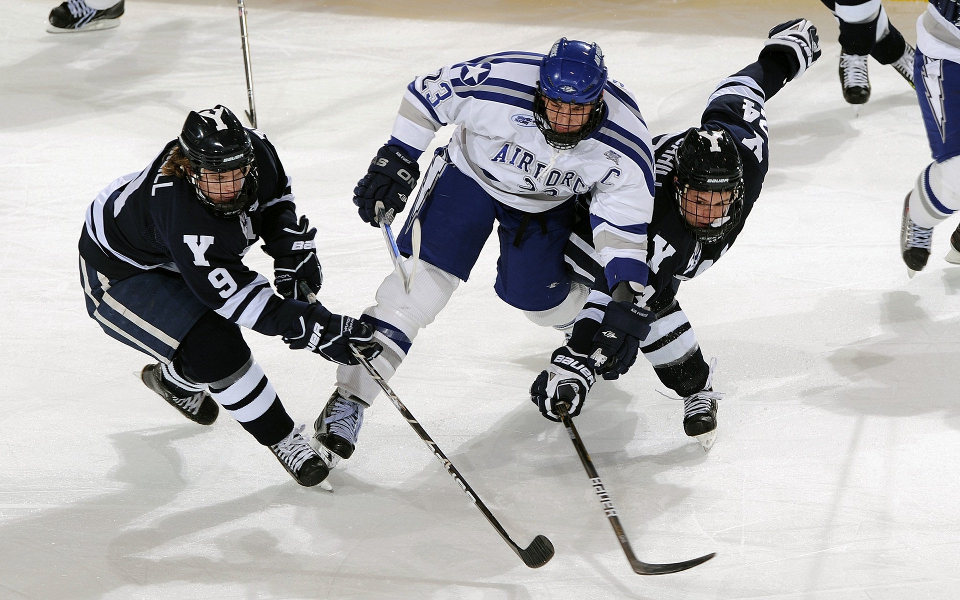 巴黎奥运会资格系列赛设有自由式小轮车、霹雳舞、滑板和攀岩四个项目。